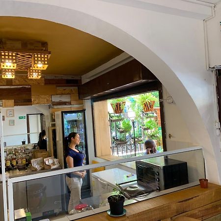 Adn Algo De Nosotros - Malaika Hostel เมเดยิน ภายนอก รูปภาพ