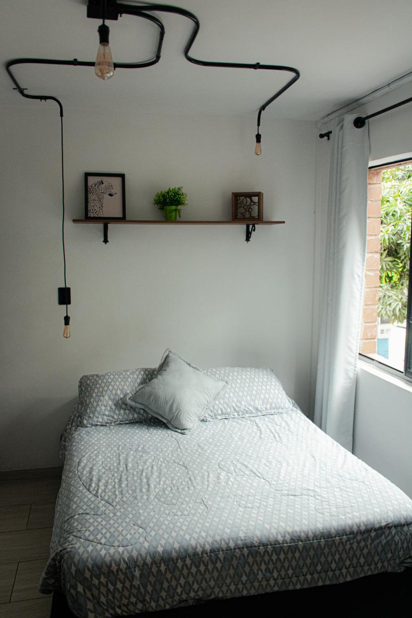 Adn Algo De Nosotros - Malaika Hostel เมเดยิน ภายนอก รูปภาพ