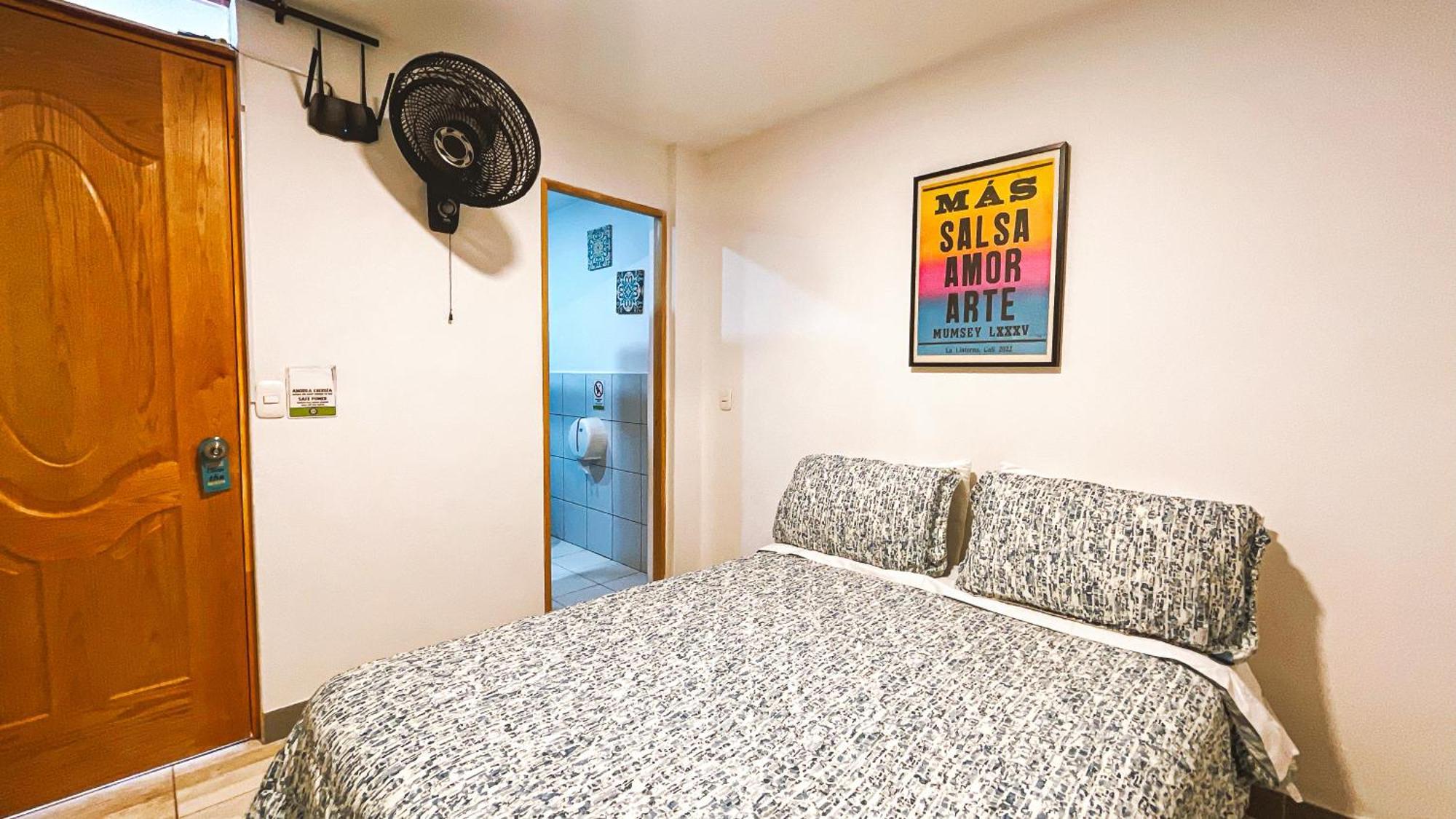 Adn Algo De Nosotros - Malaika Hostel เมเดยิน ภายนอก รูปภาพ